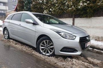 Hyundai i40 Kombi blue 1.7 CRDi Family